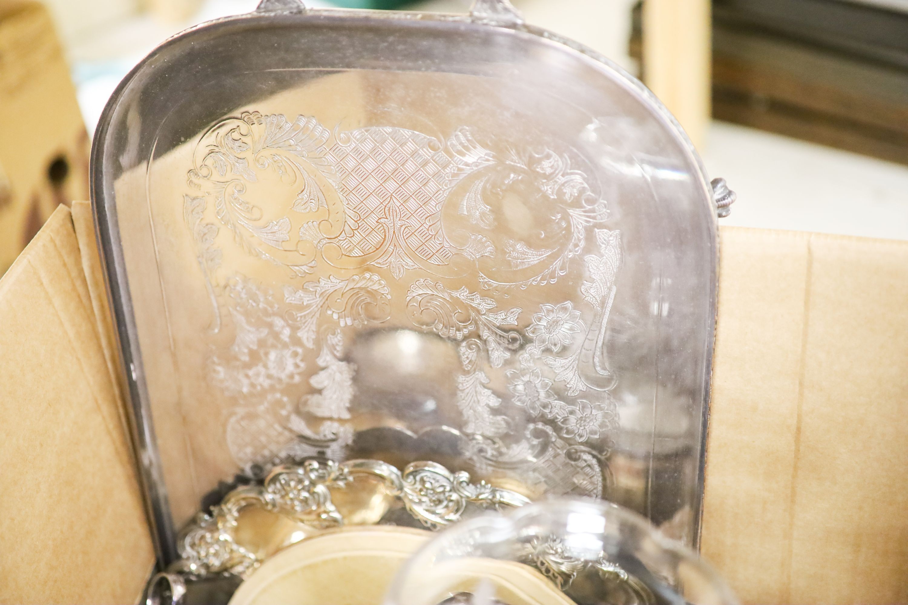 Sundry plated wares including a galleried tray